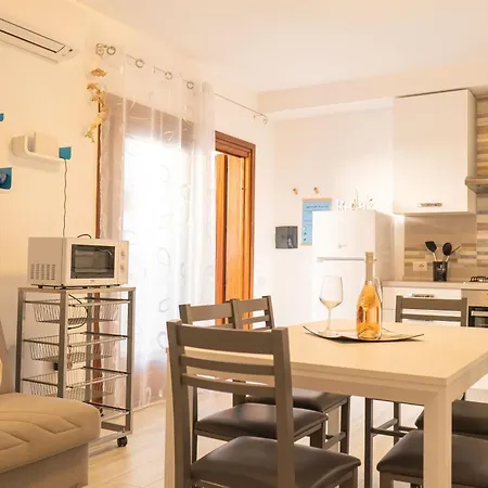 Apartman Sweet Holidays - Bouganville - Mare E Relax - Ampia Veranda, Wi-fi E Comfort *