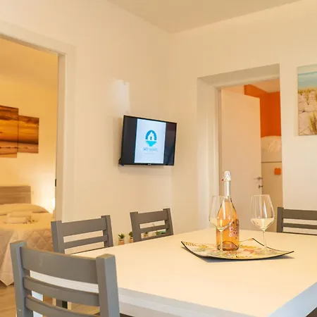 Sweet Holidays - Bouganville - Mare E Relax - Ampia Veranda, Wi-fi E Comfort