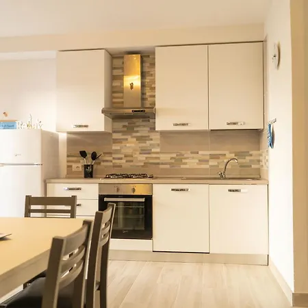 Bouganville Apartman *