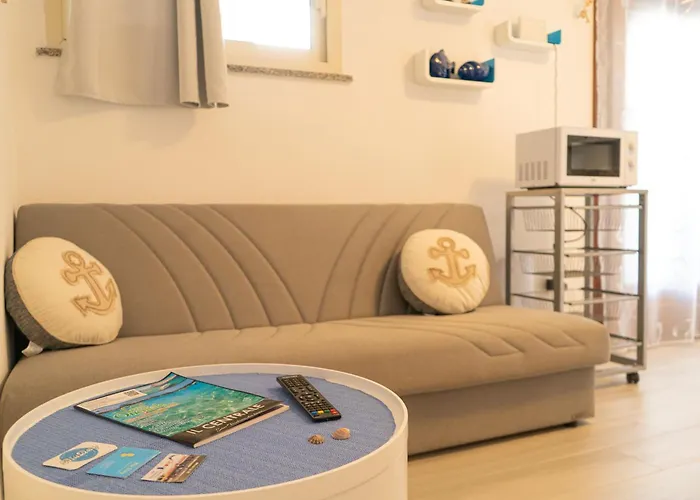 Bouganville Posada (Sardinia)